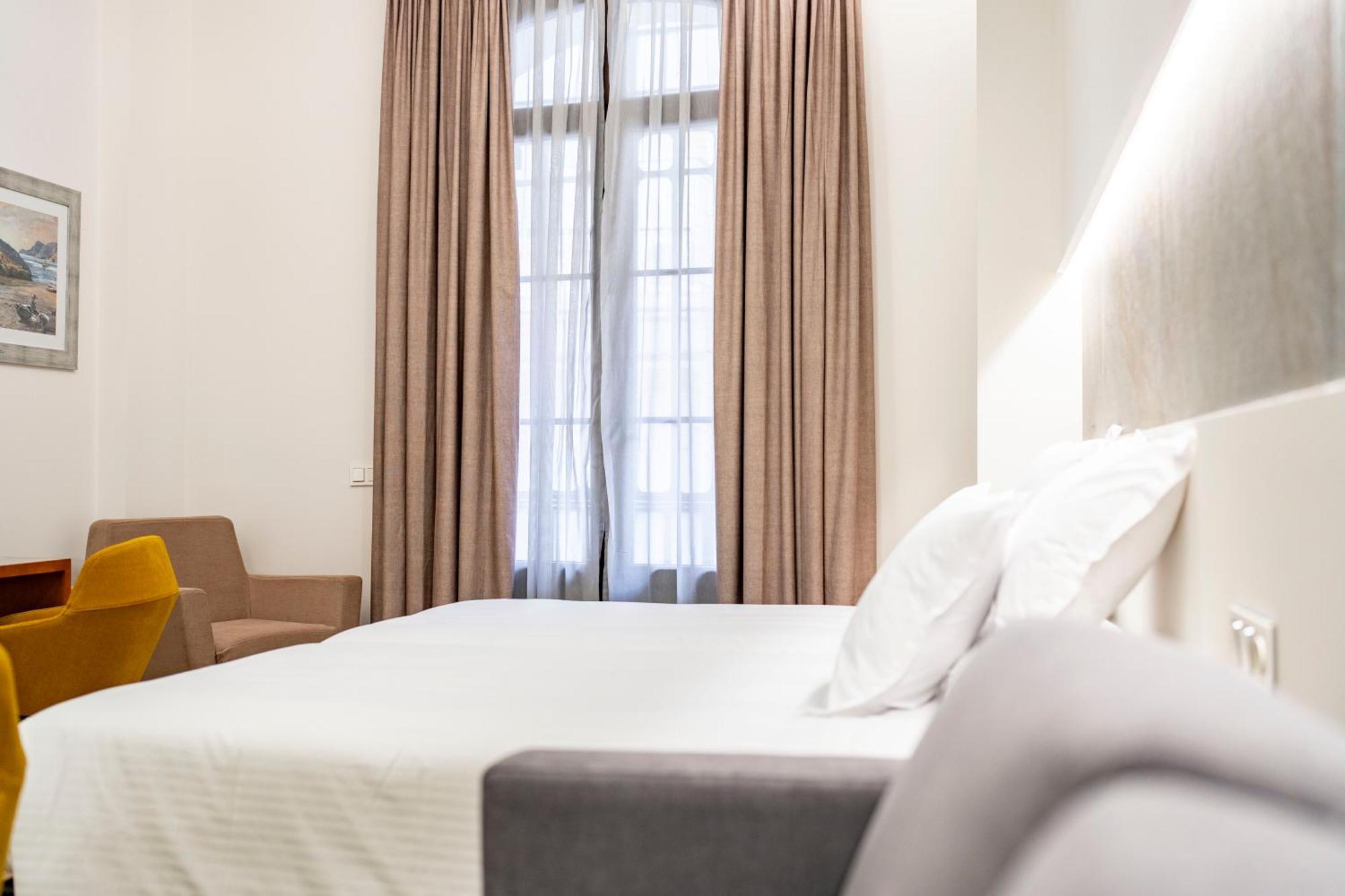 Torreluz Suites Альмерия Экстерьер фото