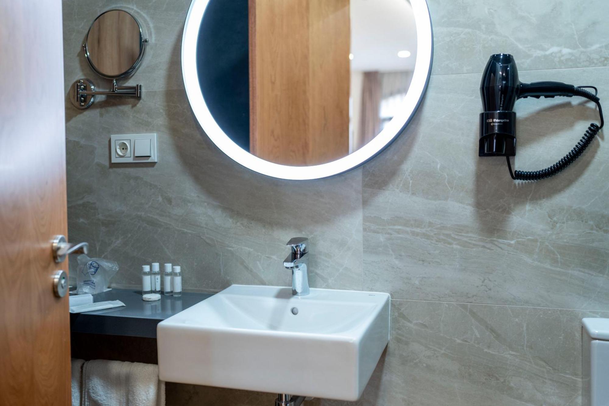 Torreluz Suites Альмерия Экстерьер фото