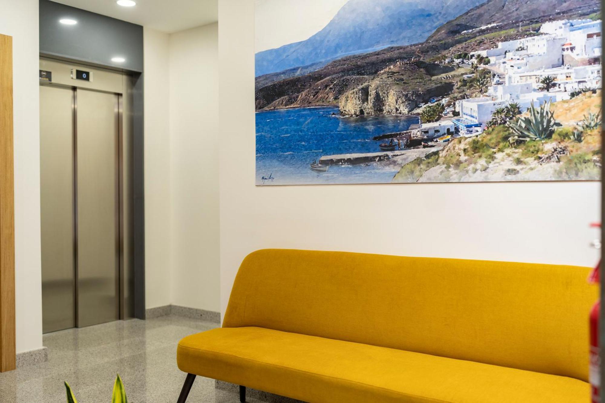 Torreluz Suites Альмерия Экстерьер фото